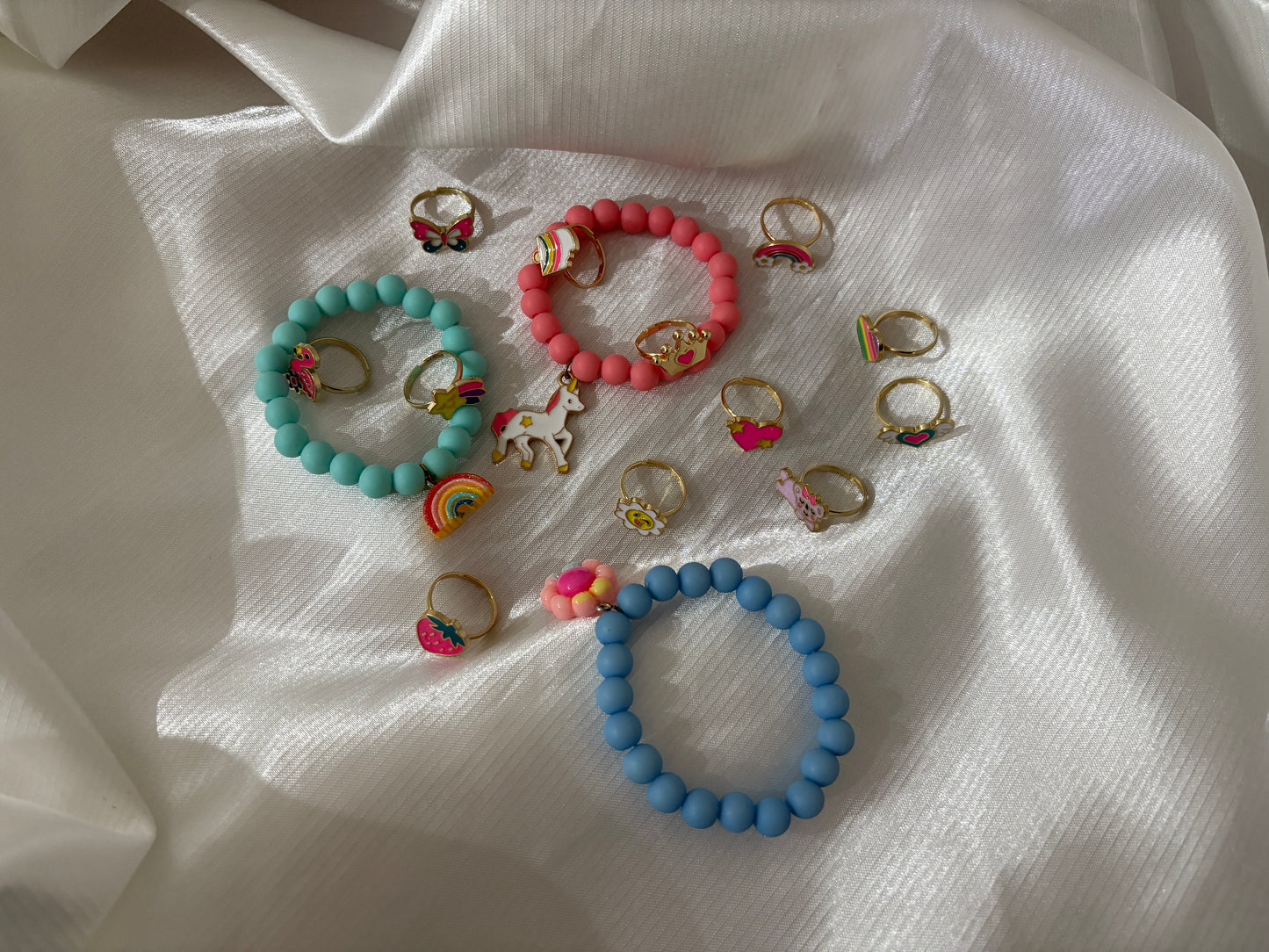 Girls’ accessory set