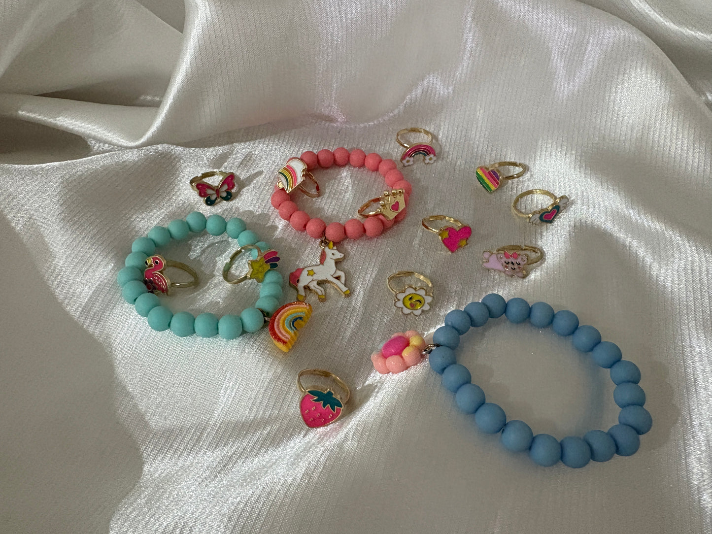 Girls’ accessory set