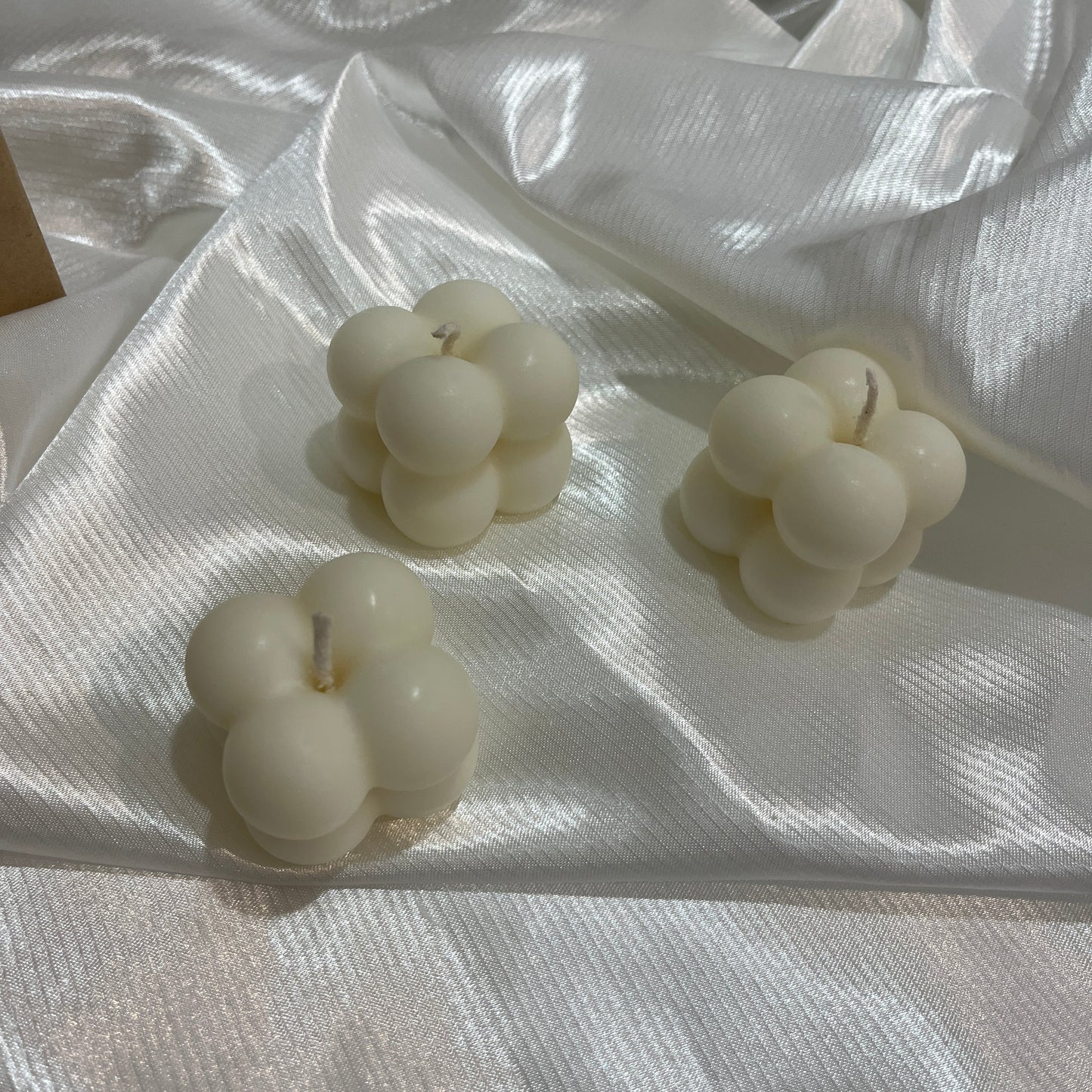 Mini bubble candle