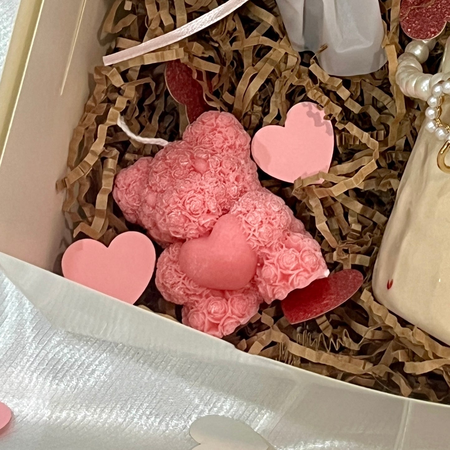 Rose bear candle